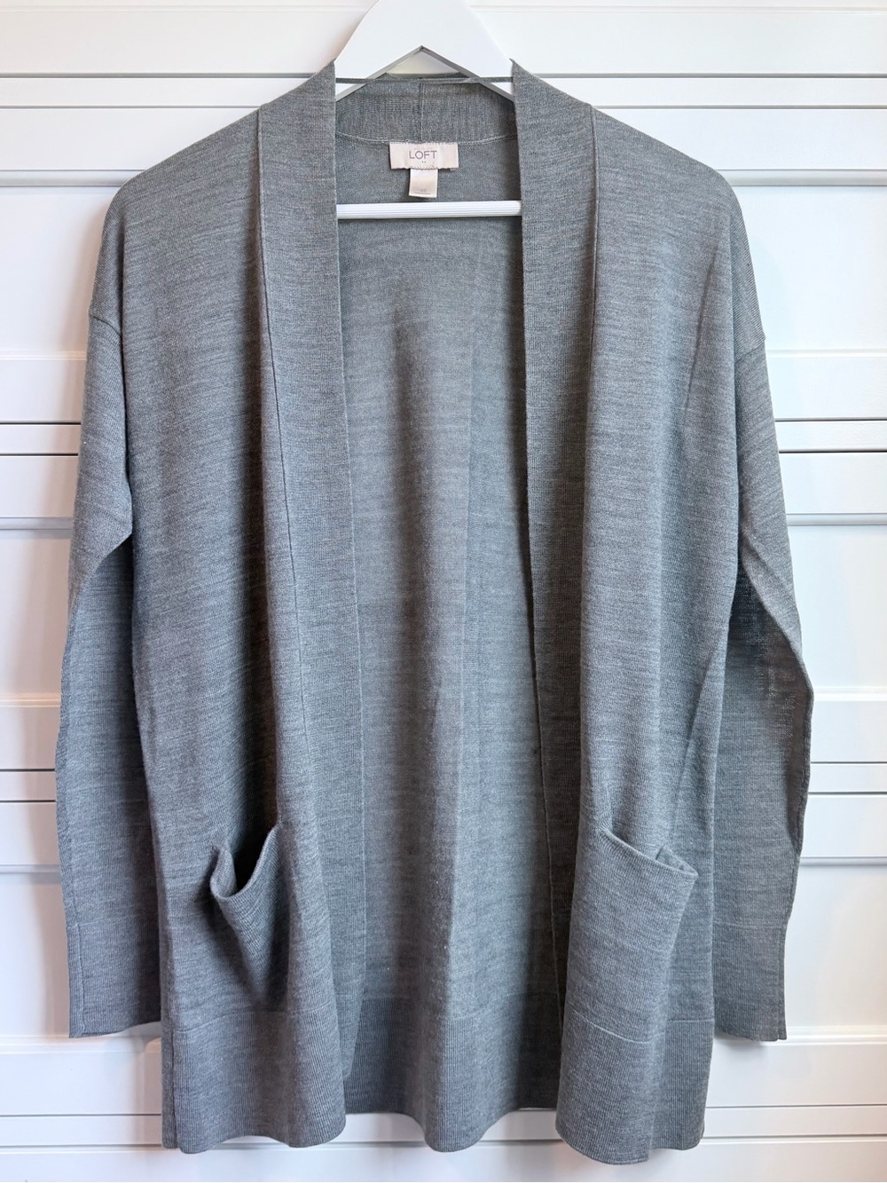LOFT Light Gray Open-Front Knit Cardigan with Pockets (XS)